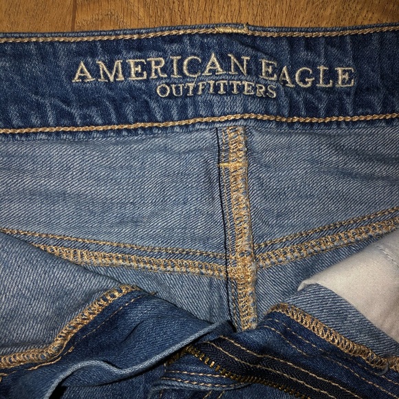 American Eagle, Hollister, Abercrombie - Picture 2 of 8